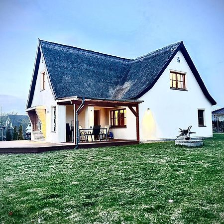 Huus Am Darss Villa Fuhlendorf  Bagian luar foto