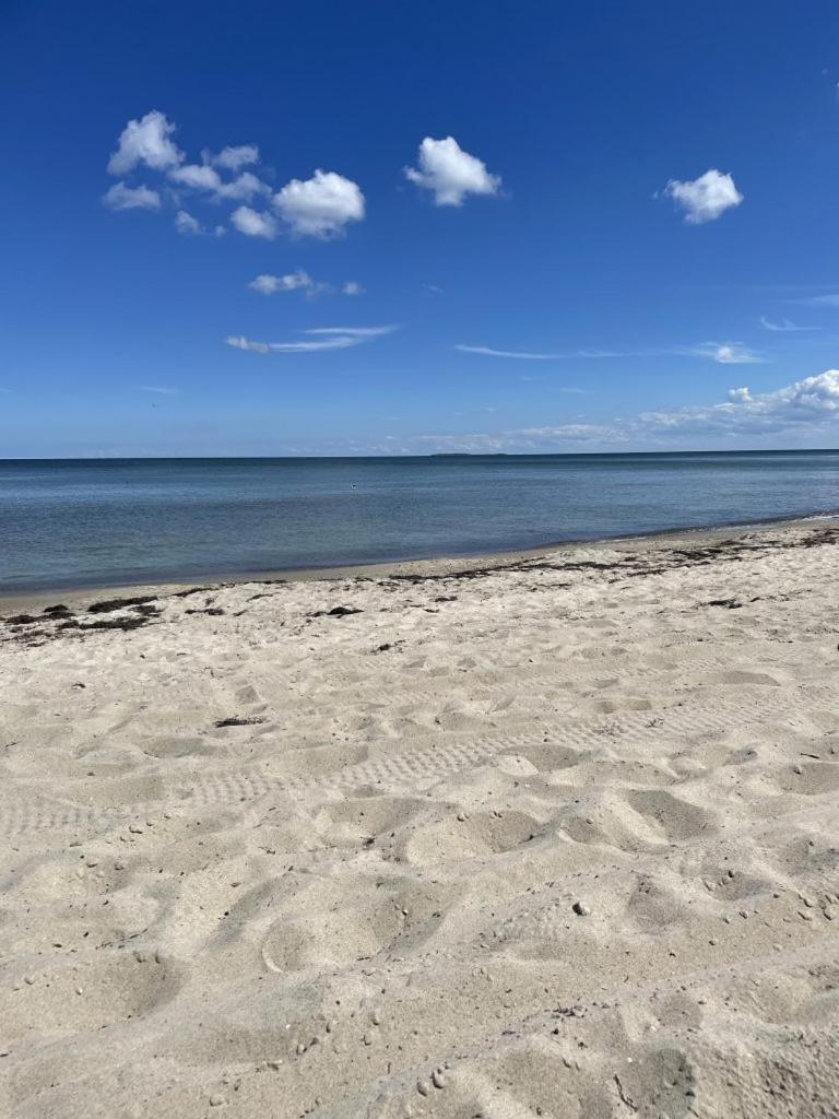 Huus Am Darss Villa Fuhlendorf  Bagian luar foto